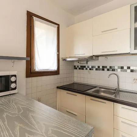 13 By Interhome